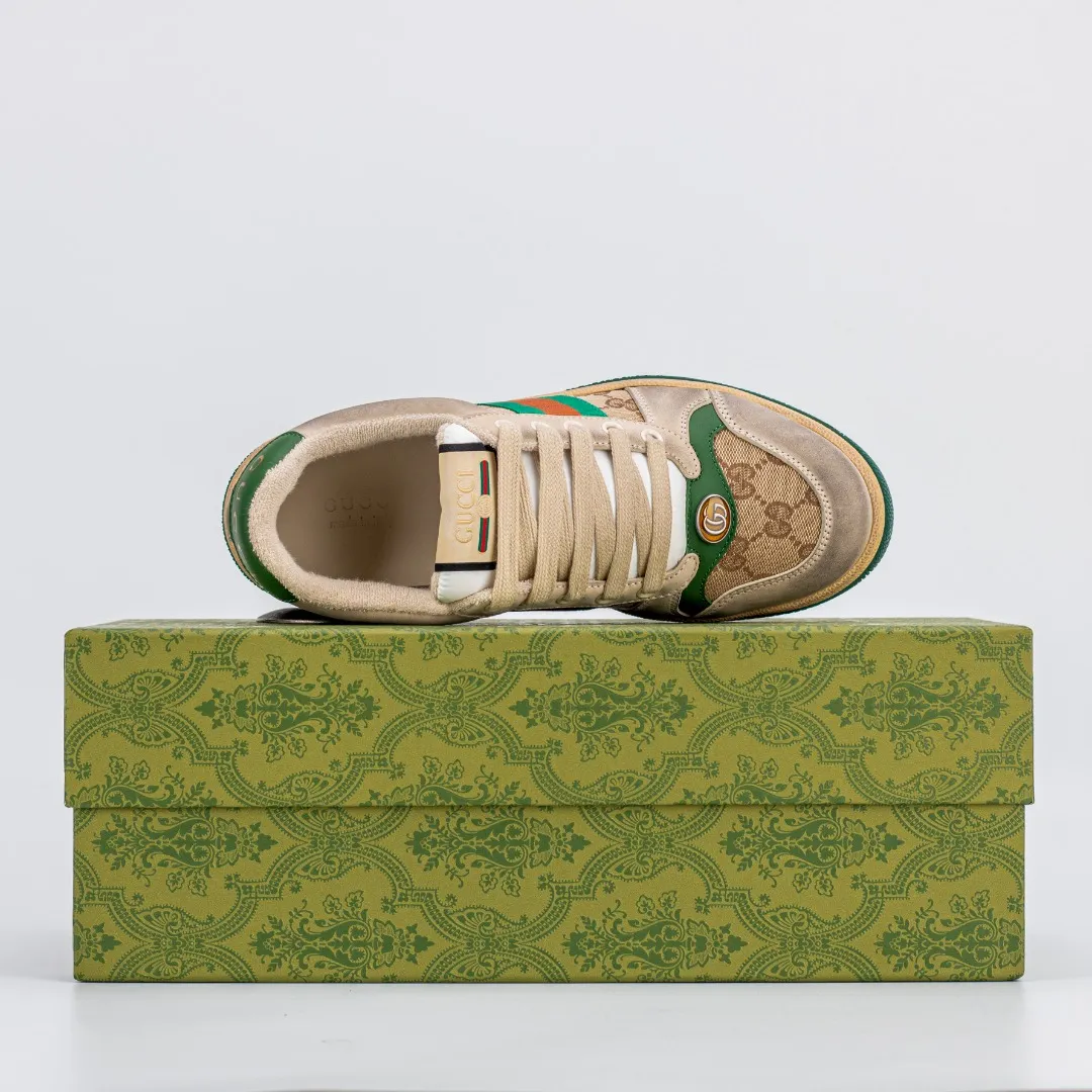 Factory price 580 [Higher version] GUCCI casual sports distressed small dirty shoes, polished cowhide fabric, hand-made distressed effect!  Original terry cloth, delicate, soft, comfortable and breathable. Privately molded steel-stamped two-color original TPU outsole (lower layer is wider, upper layer is narrower) to differentiate the wrong version of the outsole in the market. Fabric, material, outsole, detail comparison SIZE: 34-41, 38-45 regular size (women's 34, 41, men's 38, 45 customized, non-returnable and non-exchangeable) (women's colors and men's models need to be customized)